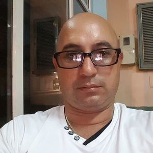 Meet your Posher, Alberto pedro